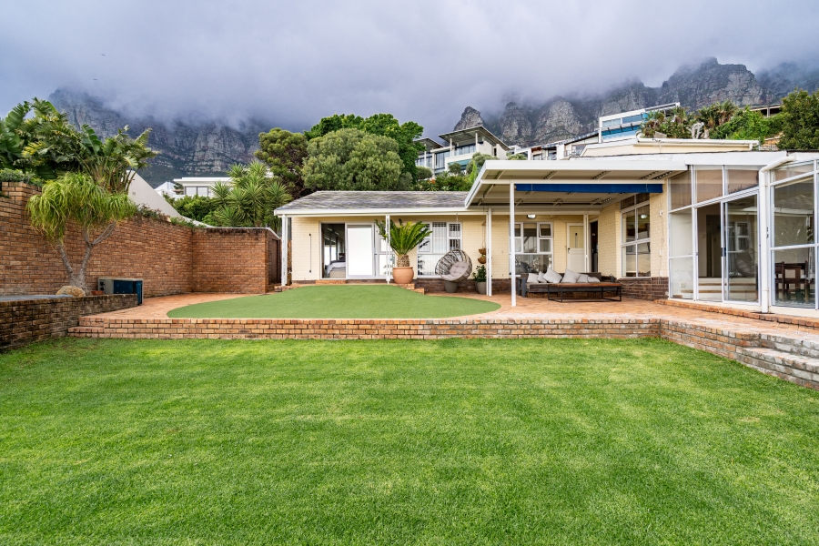 5 Bedroom Property for Sale in Camps Bay Western Cape